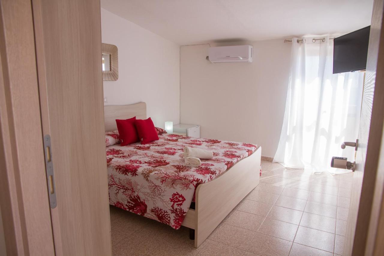 Bluriva Hotel Cirò Marina Eksteriør billede