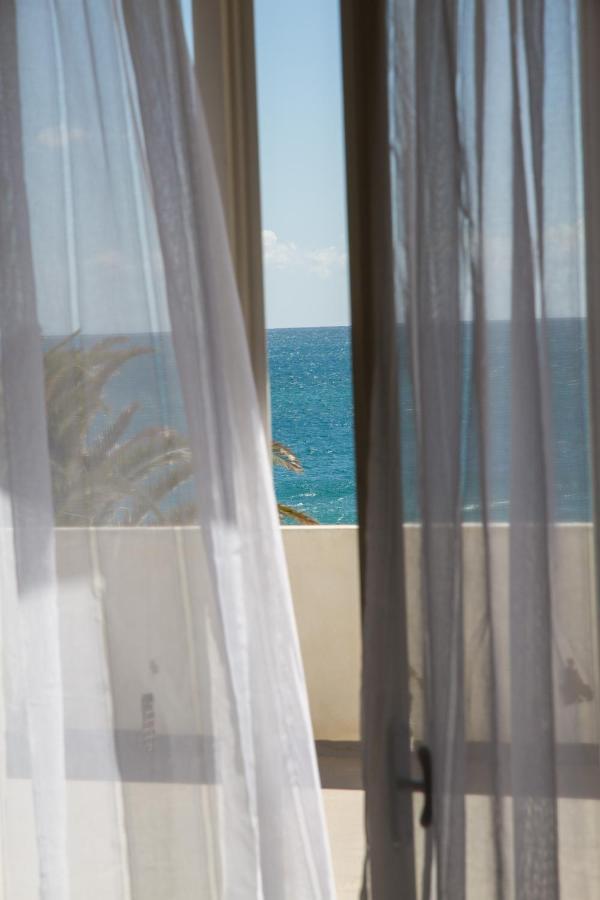 Bluriva Hotel Cirò Marina Eksteriør billede