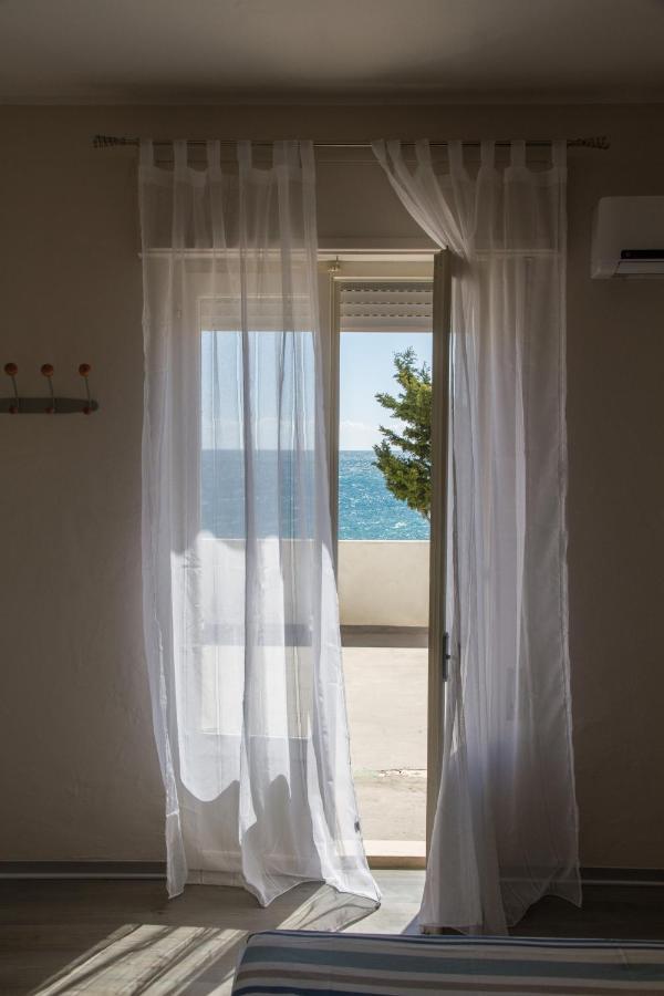 Bluriva Hotel Cirò Marina Eksteriør billede